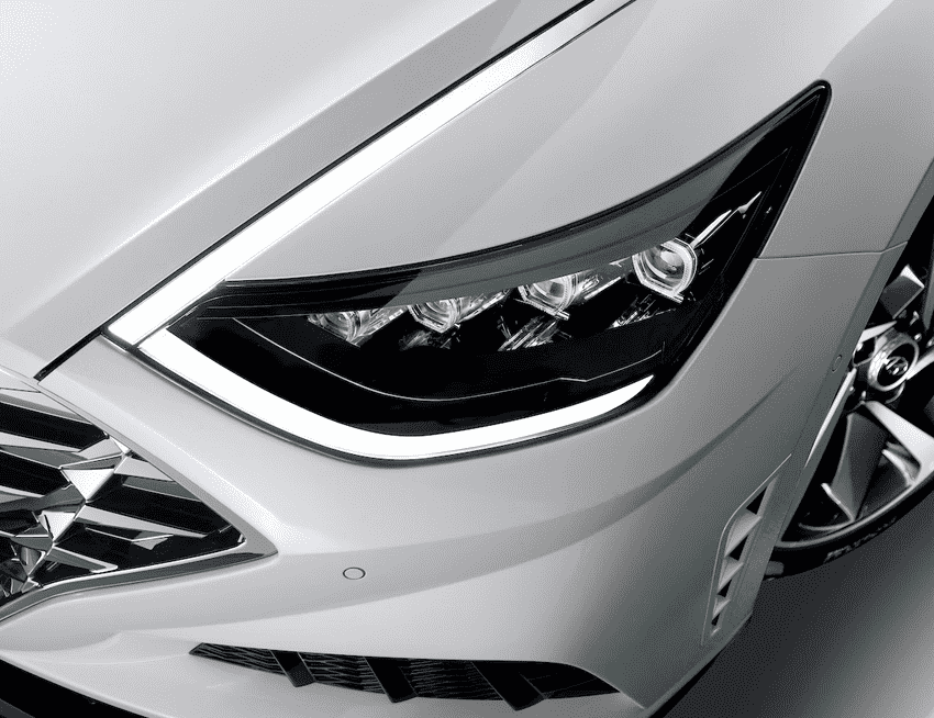 hyunda-sonata-slide2.png