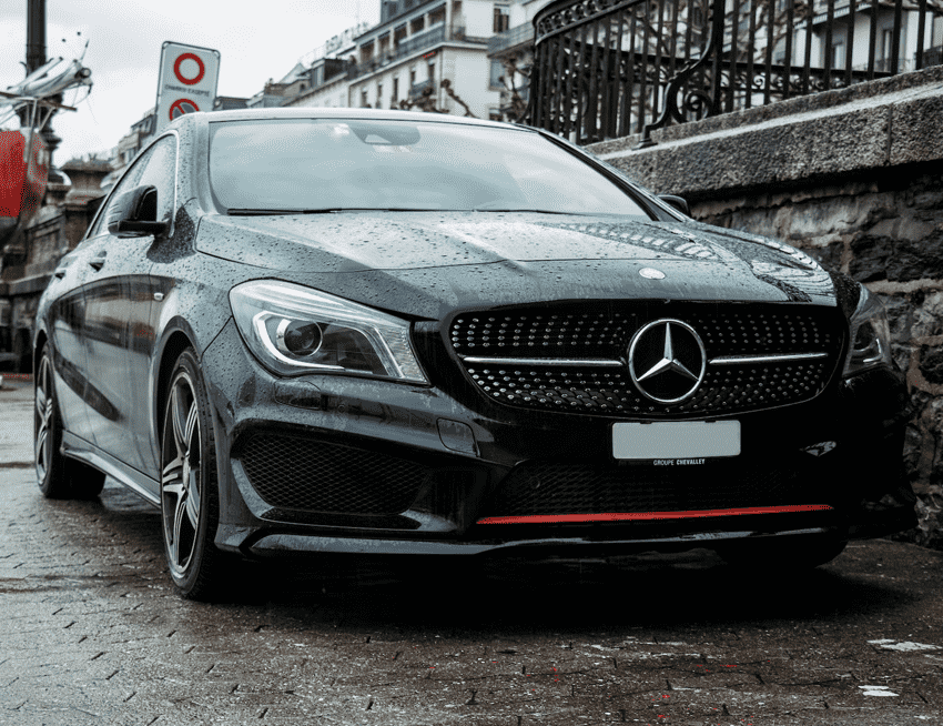 mercedes-c-class-slide1.png